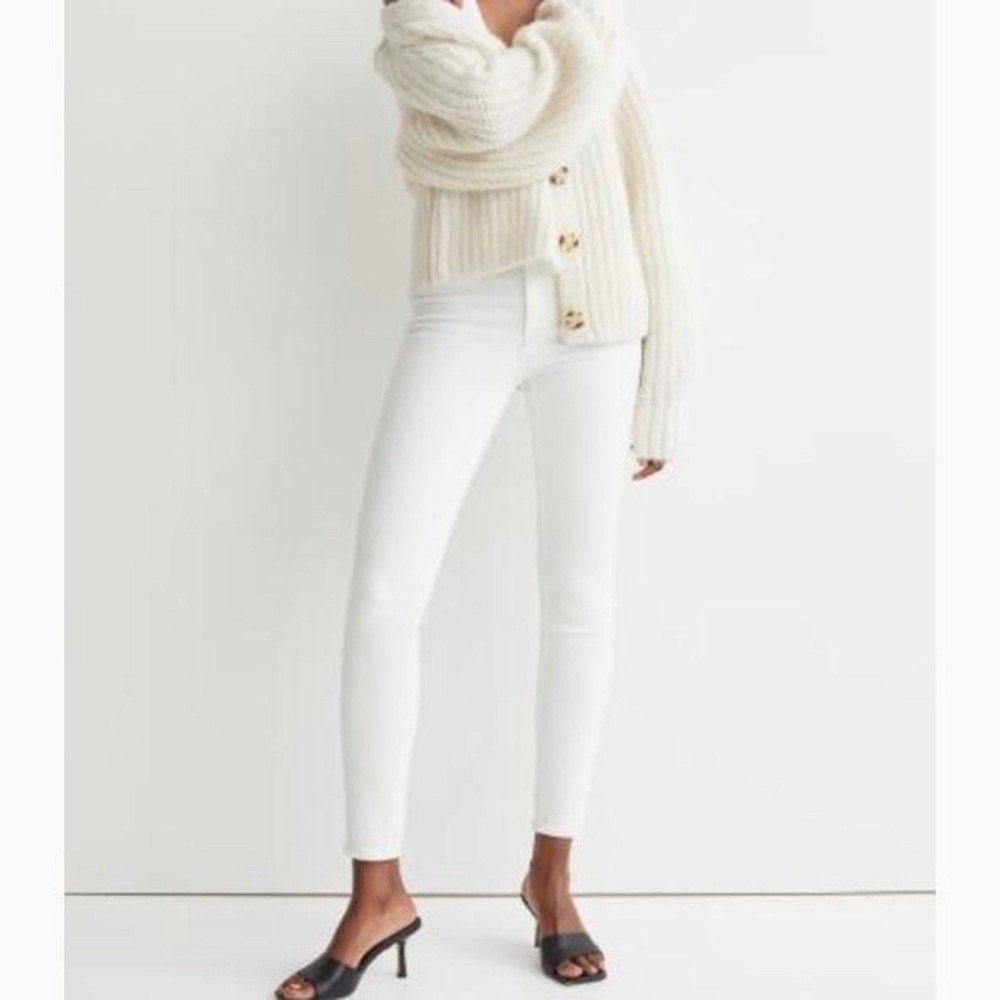 H&M skinny pants in bone/beige